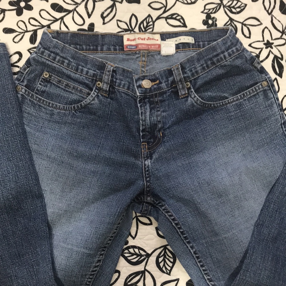 ❤️ (16)Ladies  6 boot cut jeans, Old Navy, ultra low waist. Stretch. Great cond - Picture 5 of 8